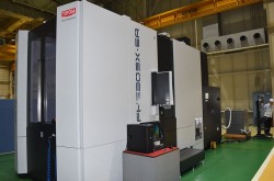 5-axis machining center that can machine a wide range of materials
