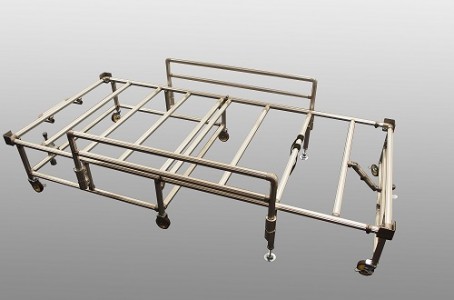 AISIN SEIKI produces a cot beds to support medical sites struggling with COVID-19