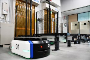 AGVs integrated for the first time at Nakamura-Tome to automate transport operations 