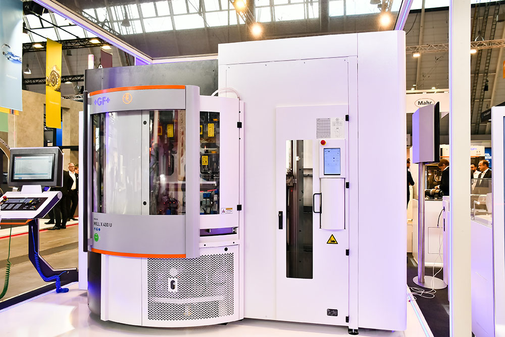 GF Machining Solutions from Switzerland made the world debut of its 5-axis machining center "MILL X 400 U". 