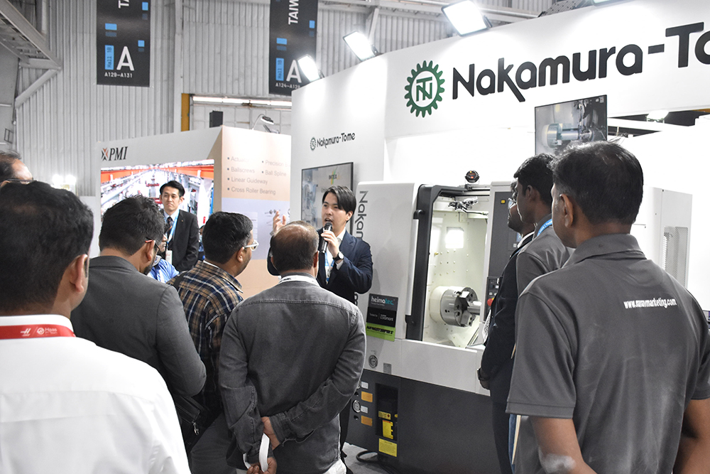 Shogo Nakamura, President of Nakamura-Tome Precision Industry (center), delivered a well-received presentation in India.