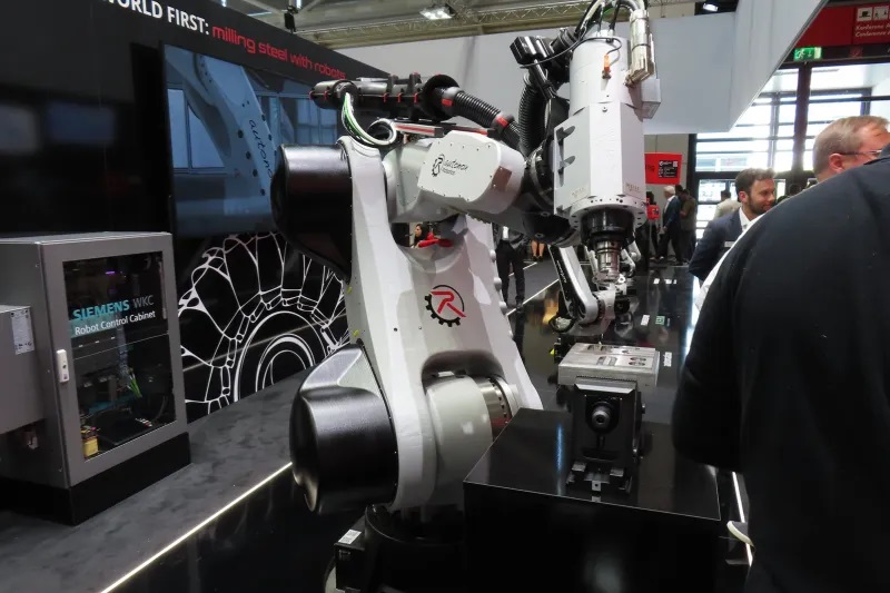 autonox Robotics showcases robot for machining 