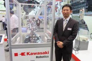 MC006V and Shuhei Kuraoka, President of Kawasaki Robotics EMEA 