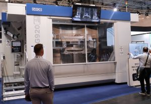 GROB-Werke exhibited large 5-axis machining centers